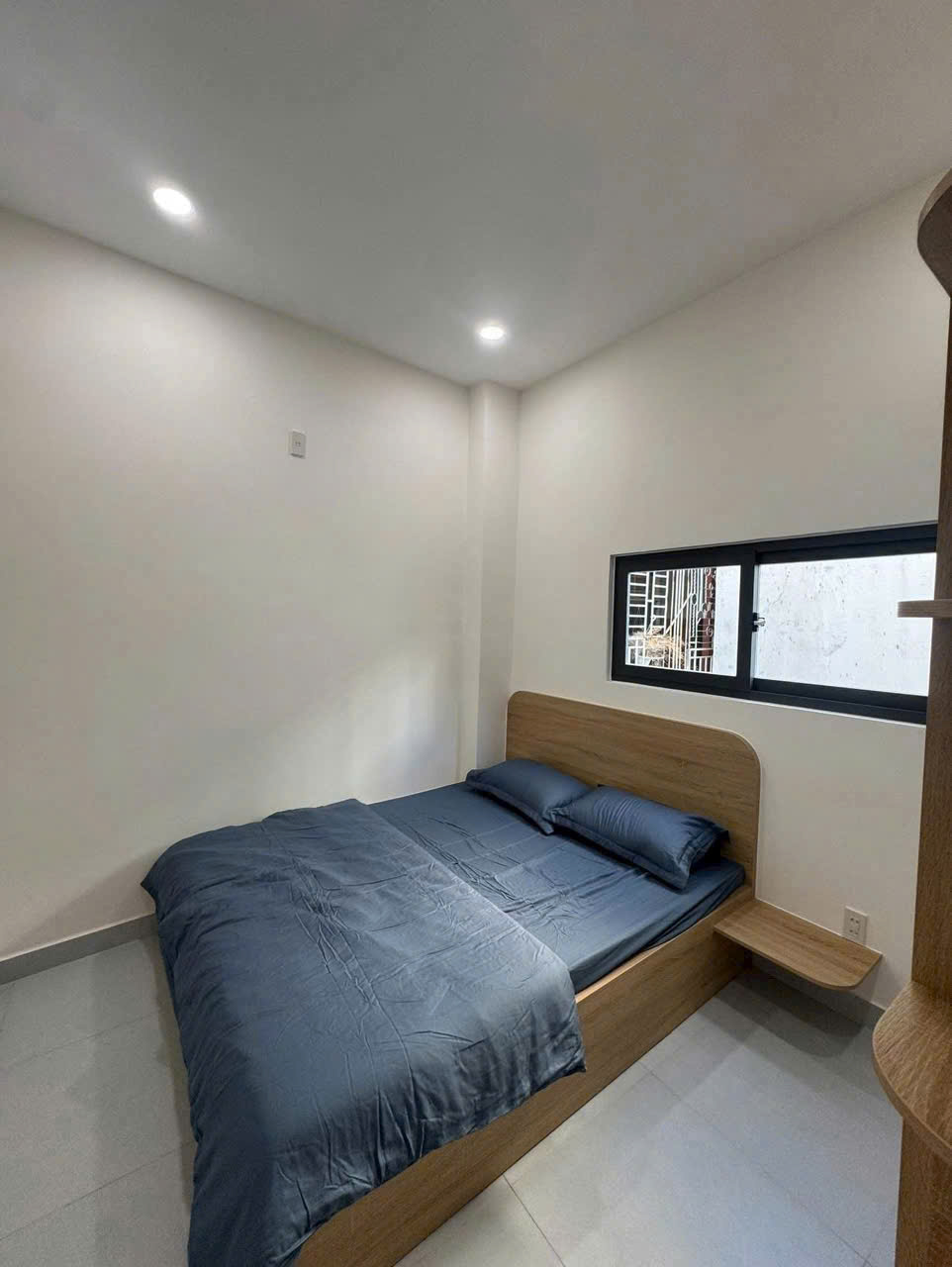 Nhà 2 tầng mới đẹp hẻm Nguyễn Thiện Thuật, Lộc Thọ,  gần ngã tư giao với đường  Nguyễn Thị Minh Khai - Tp  Nha Trang.