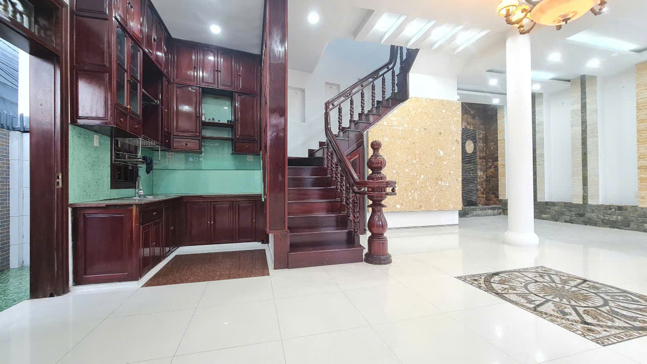 🌈Bán Nhà đẹp 3 tầng mặt tiền số 05 đường Đồng Nai  - Tp Nha Trang