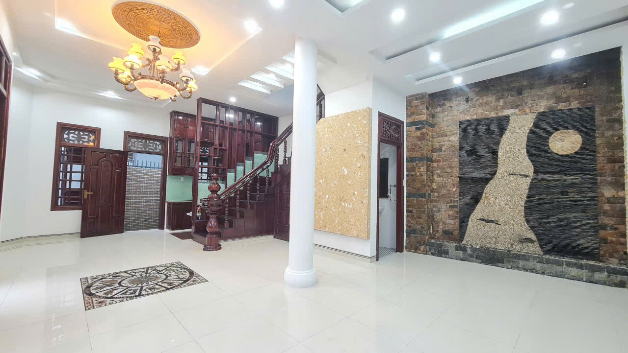 🌈Bán Nhà đẹp 3 tầng mặt tiền số 05 đường Đồng Nai  - Tp Nha Trang