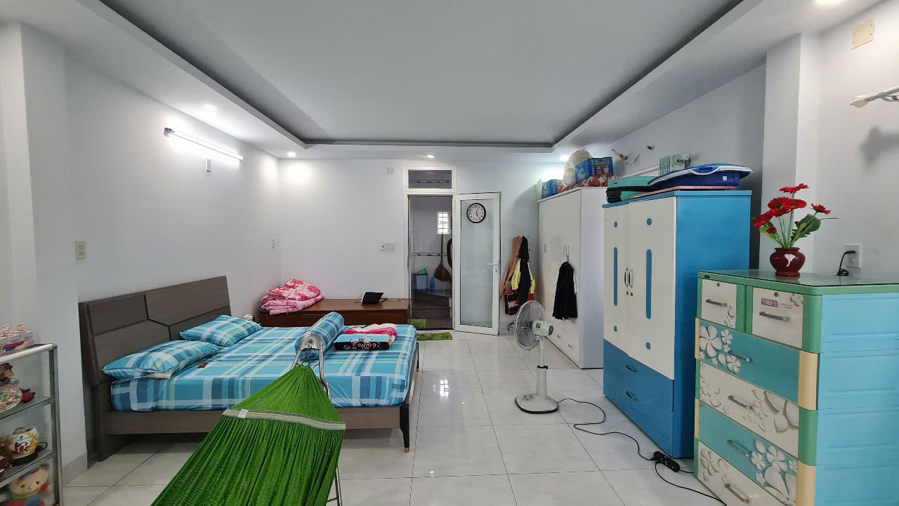 🌈Bán Nhà 4 Tầng Mặt Tiền Đường Hồng Bàng, Nha Trang