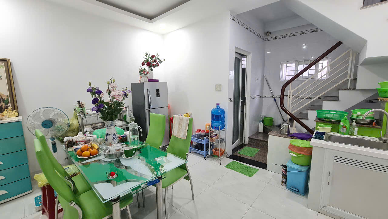 🌈Bán Nhà 4 Tầng Mặt Tiền Đường Hồng Bàng, Nha Trang