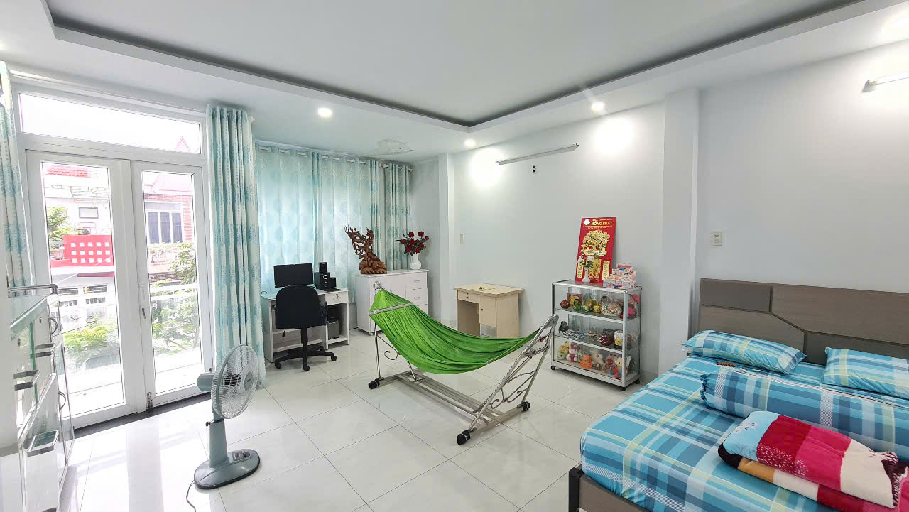 🌈Bán Nhà 4 Tầng Mặt Tiền Đường Hồng Bàng, Nha Trang