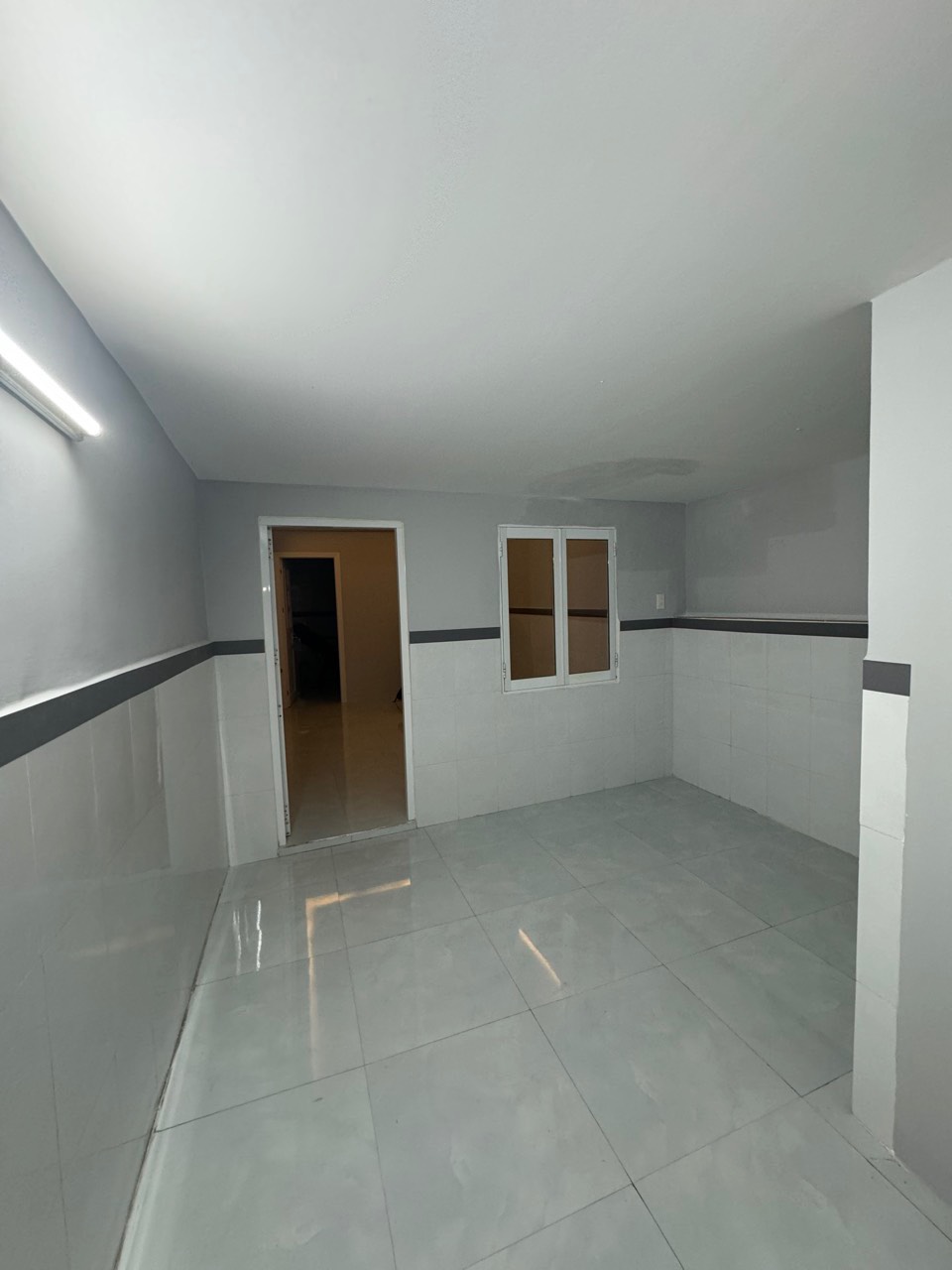 BÁN NHÀ MẶT TIỀN KINH DOANH – ĐƯỜNG MÊ LINH, NHA TRANG
