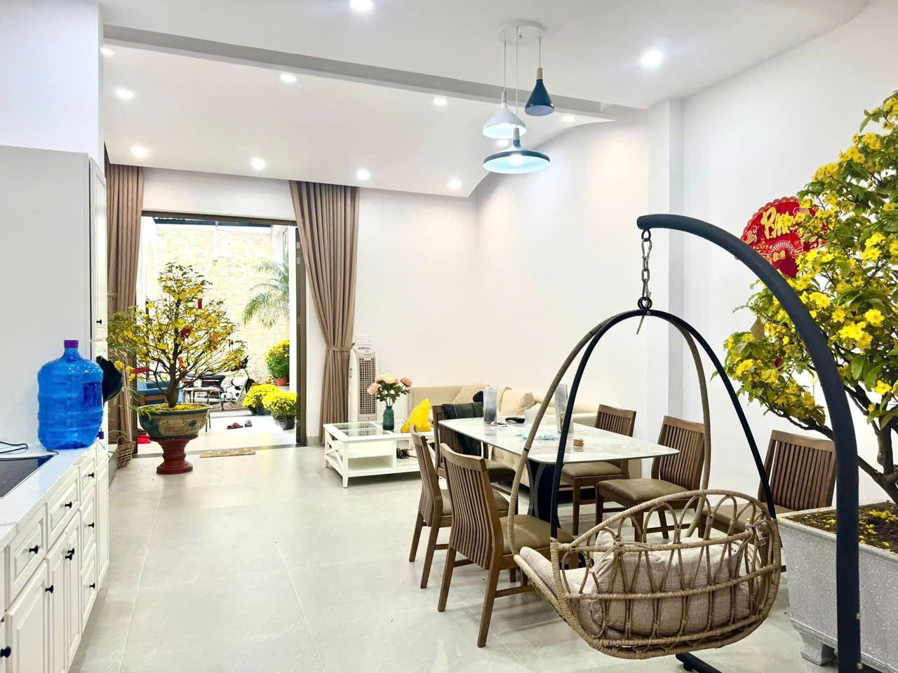 ⭐️ SIÊU PHẨM NHÀ PHỐ NGAY TRỤC QUANG TRUNG – 2/4, NHA TRANG